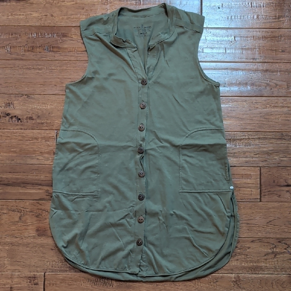 Neon Buddha Sleeveless Green Button Down Tunic Top
